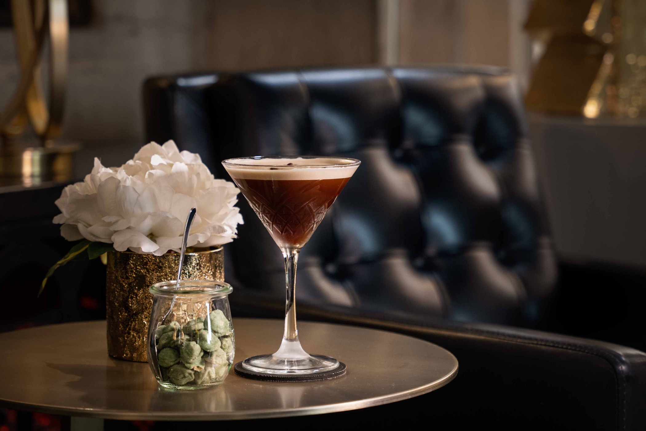 Espresso Martini in der The Wellem Bar im Andreas Quartier The Wellem Hotel