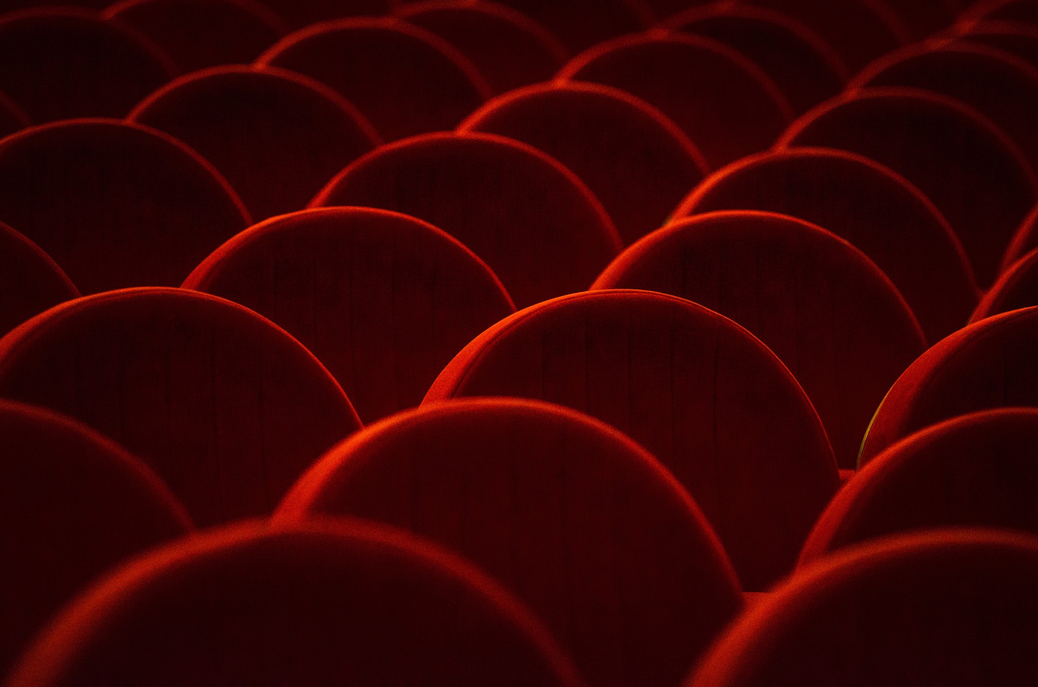 Theaterbestuhlung auf einer Eventfläche im Andreas Quartier
