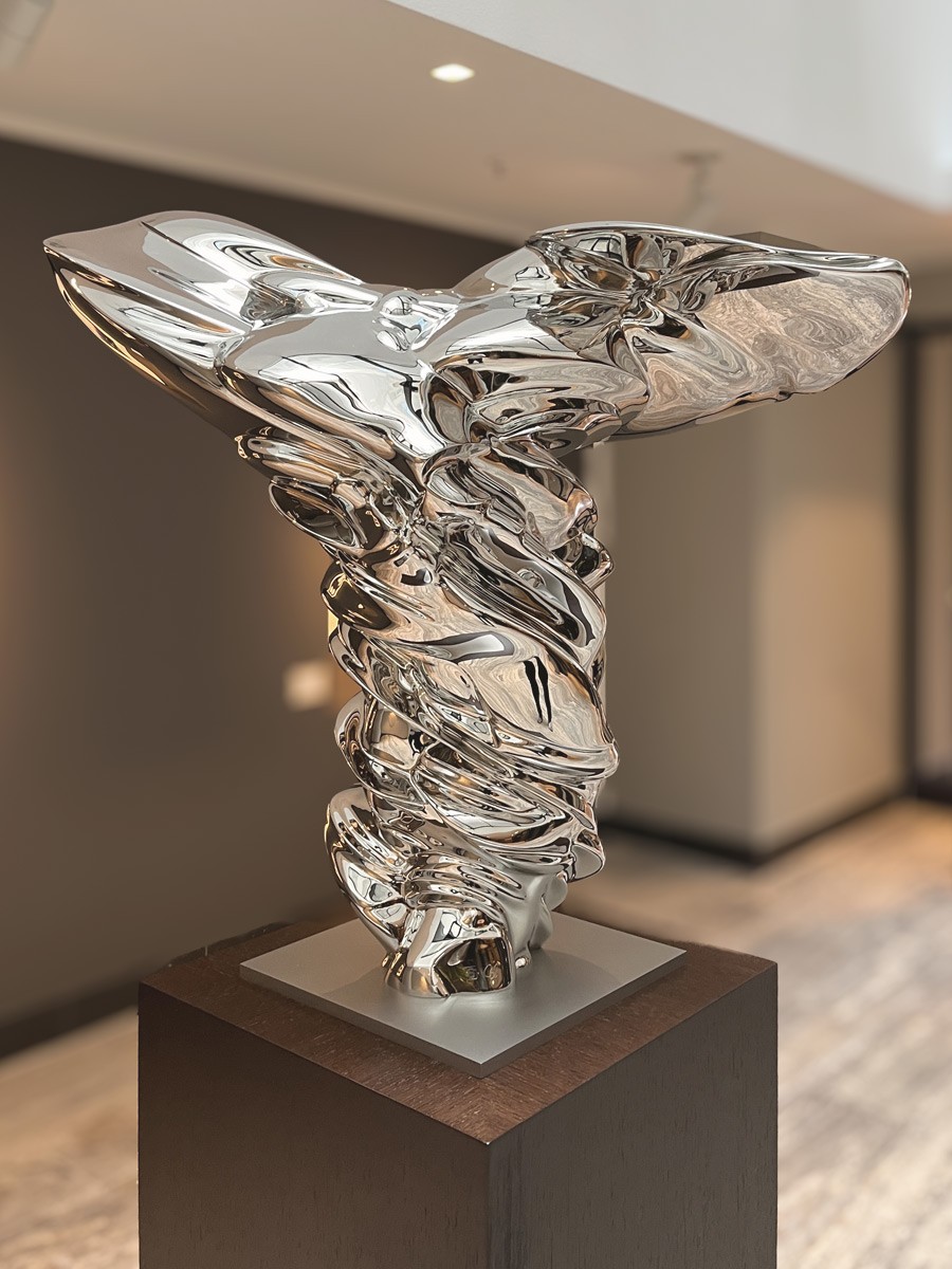 Tony Cragg Kunstwerk im Andreas Quartier in Düsseldorf