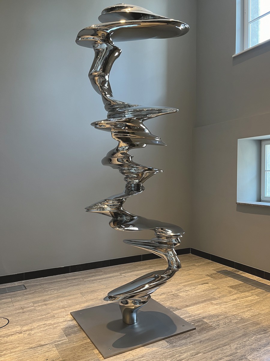 Tony Cragg Kunstwerk im Andreas Quartier in Düsseldorf