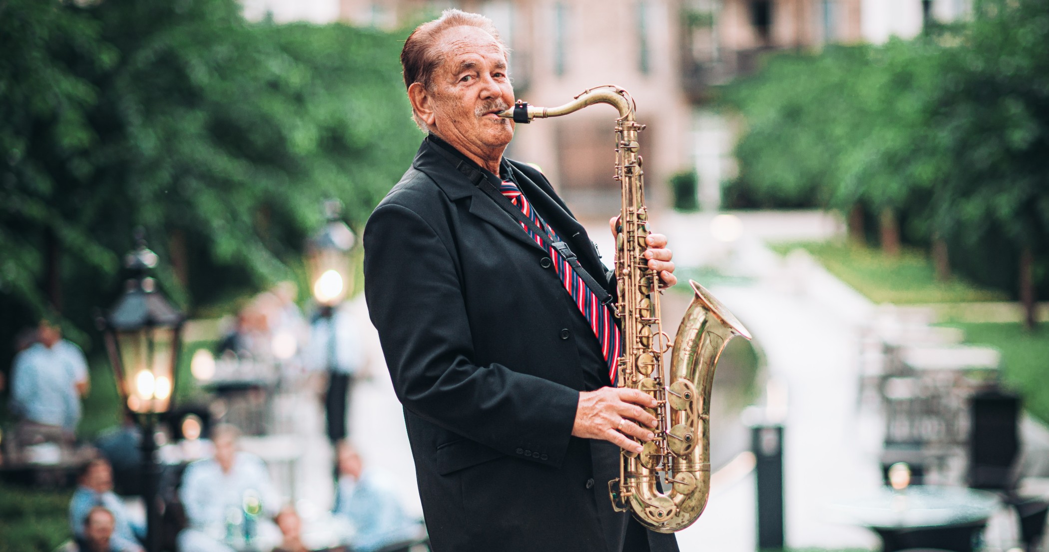 Saxophonspieler Kay Grossmann im Andreas Quartier