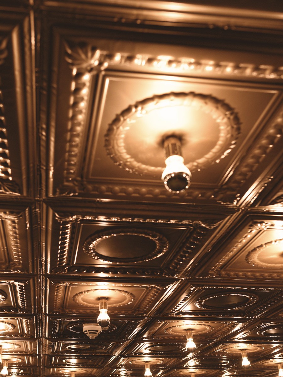 Exklusive Bar im Andreas Quartier mit Lounge-Atmosphäre