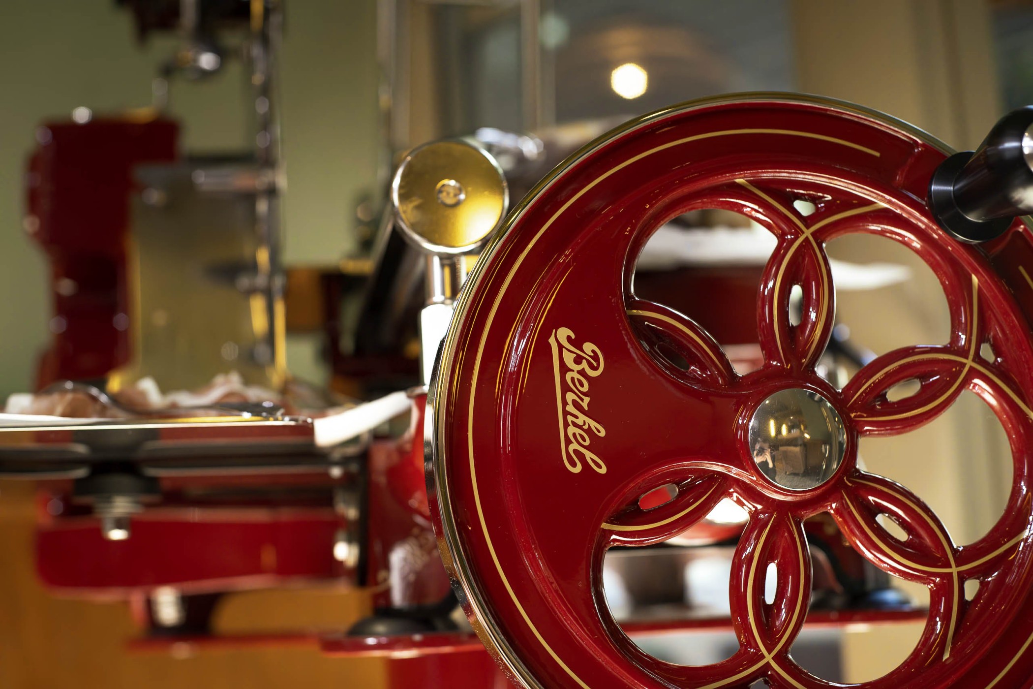 Pasta Herstellung im Pitti Restaurant im Andreas Quartier im THE WELLEM Hotel in Düsseldorf