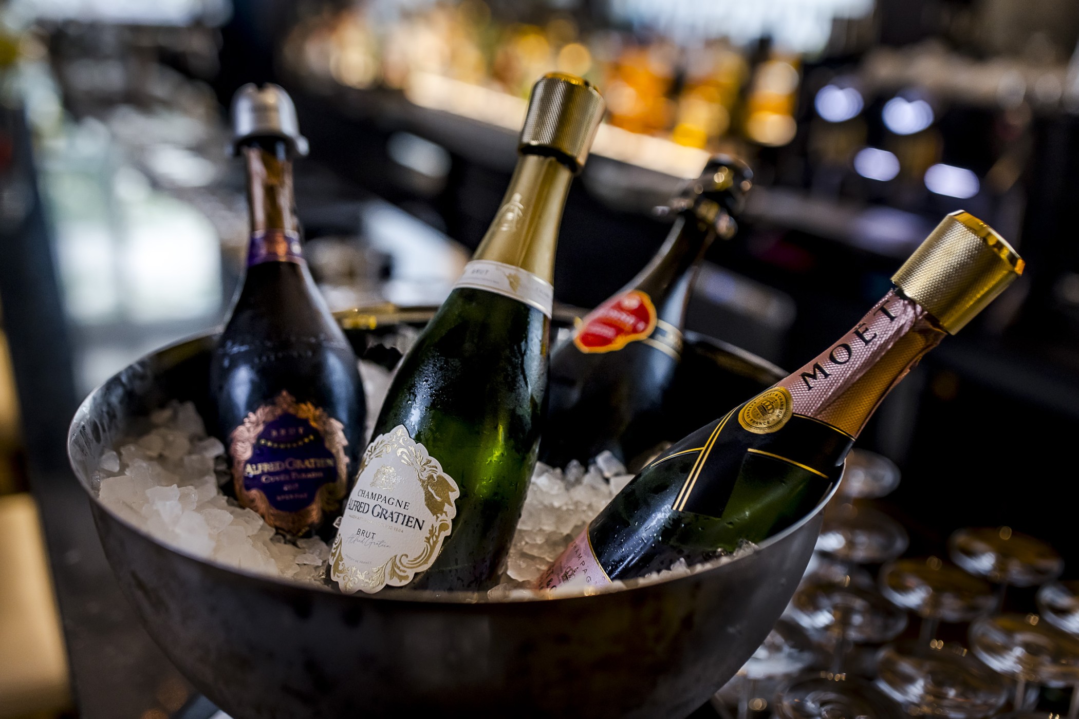 Champagner in der The WELLEM Bar im Andreas Quartier und The WELLEM Hotel