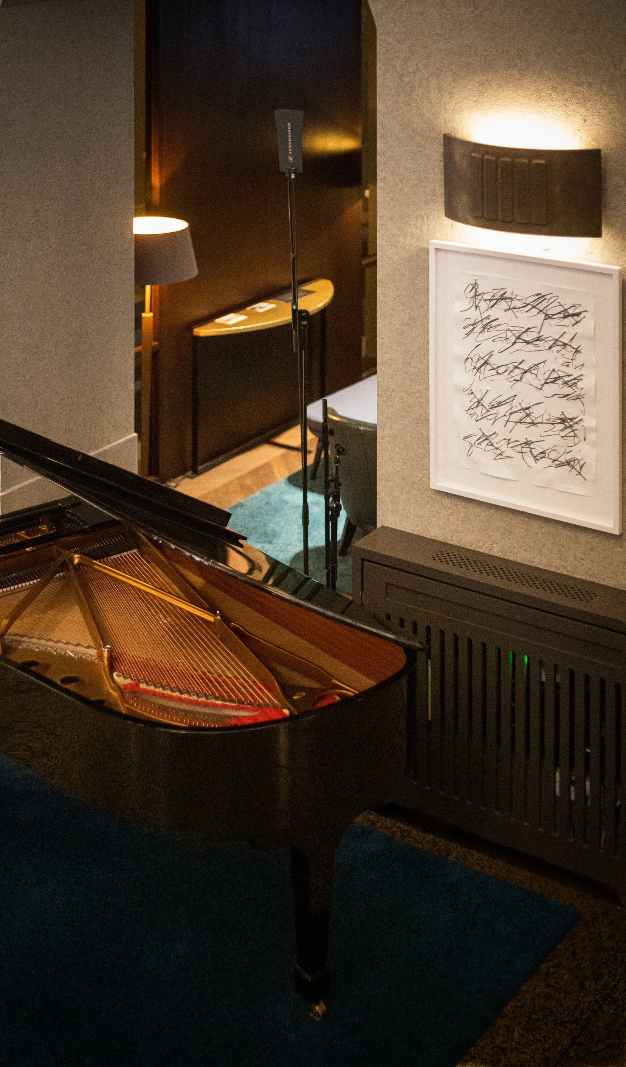 Piano in der The WELLEM Bar im Andreas Quartier und The WELLEM Hotel