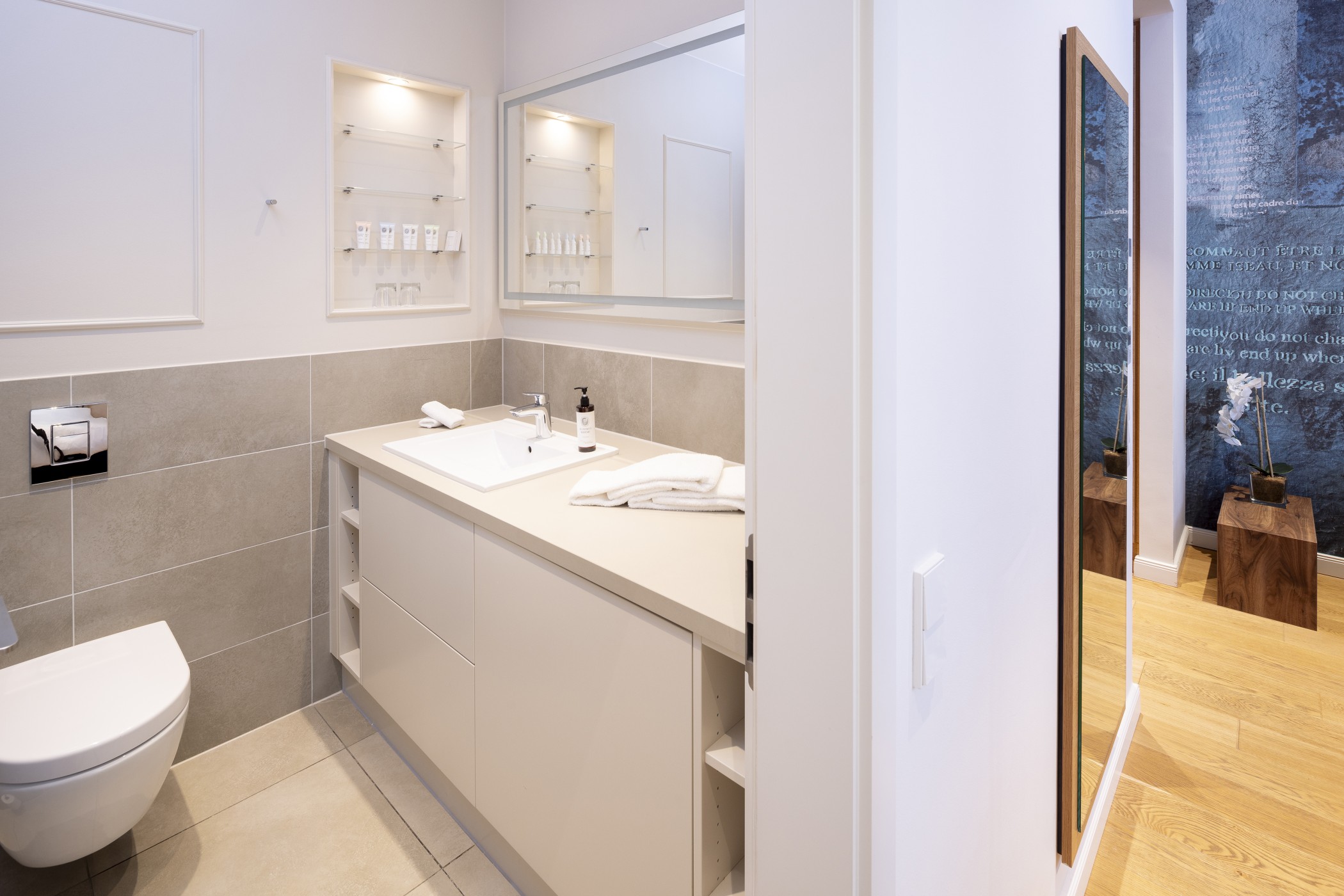 The Wellem Hotel Suite Badezimmer