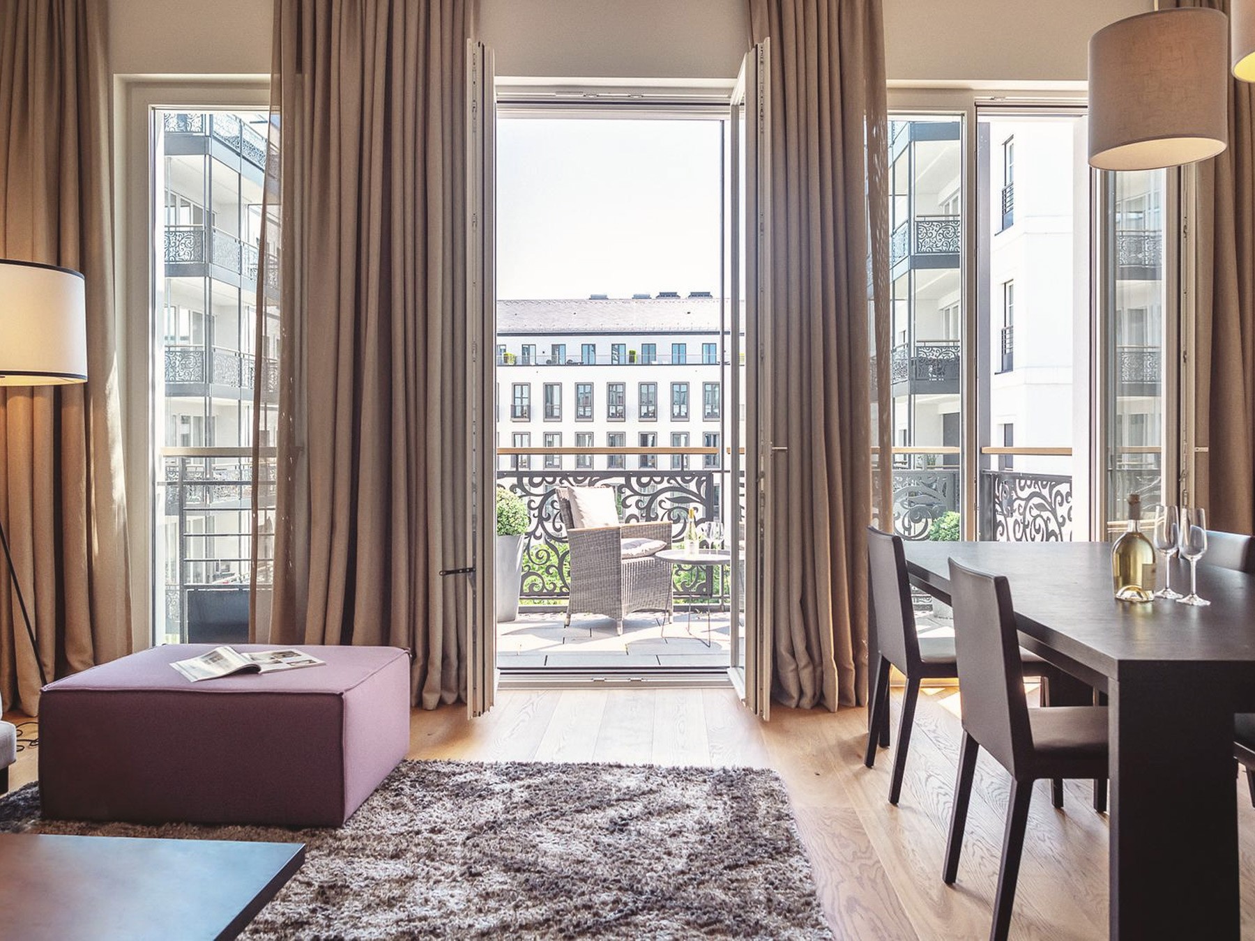 The Wellem Residences Serviced Apartment Wohnbereich