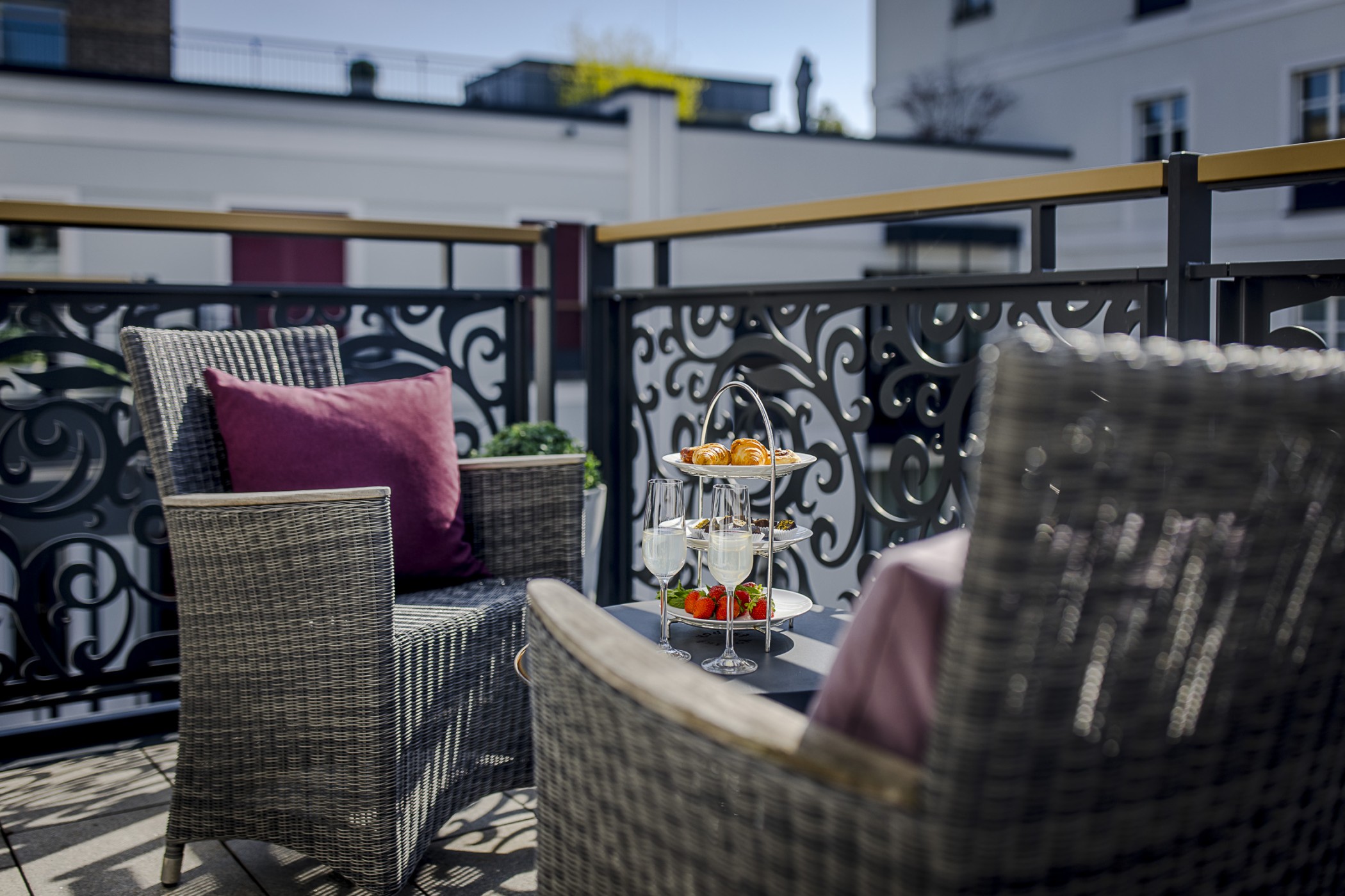 The Wellem Residences Serviced Apartment Dachterrasse