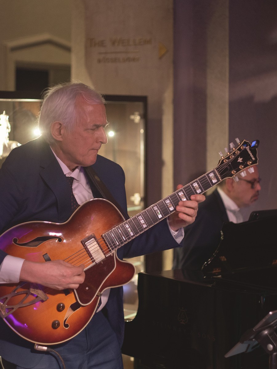 Live Performance im The Wellem Hotel im Andreas Quartier in Düsseldorf